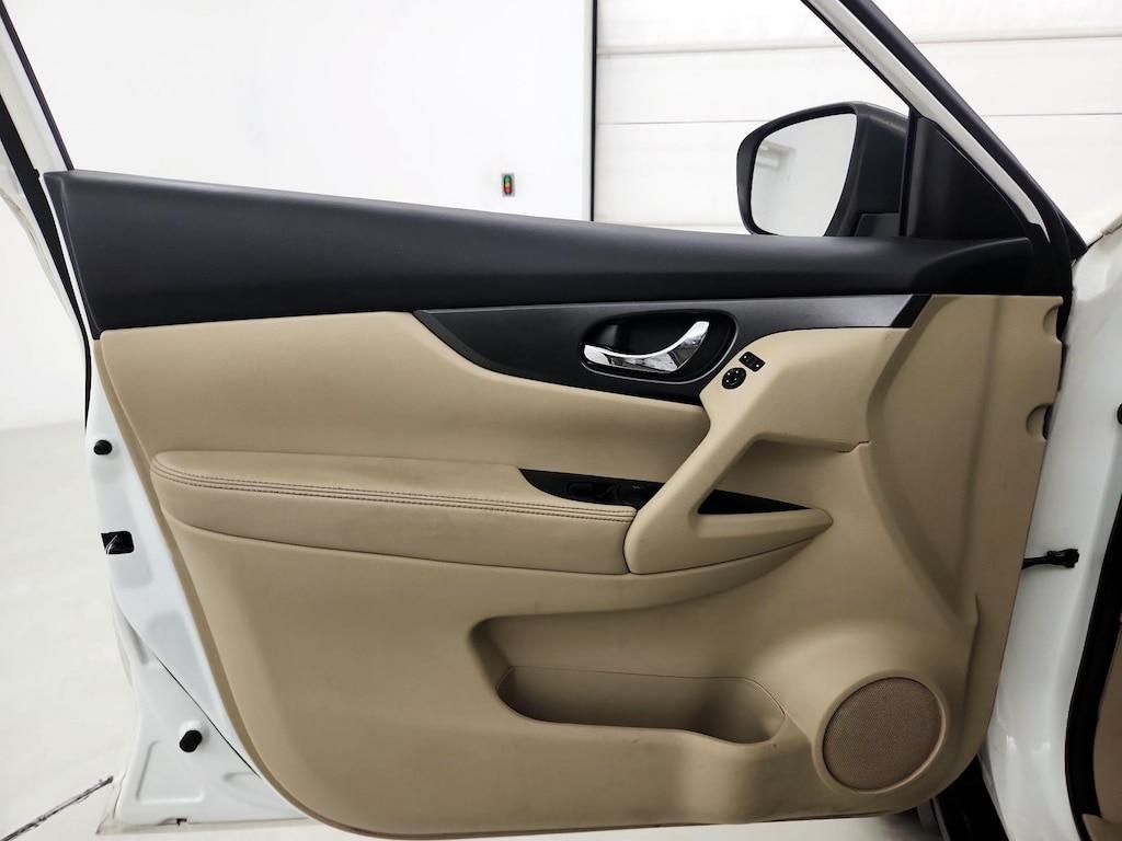 used 2015 Nissan Rogue car, priced at $13,998