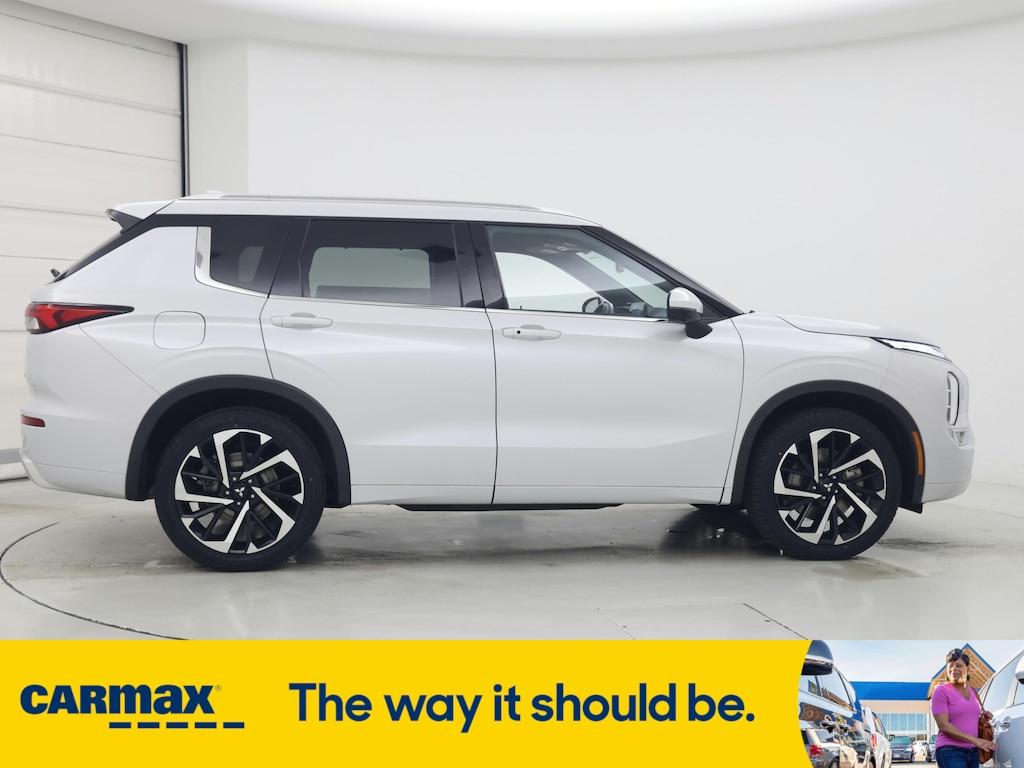 used 2022 Mitsubishi Outlander car, priced at $26,998