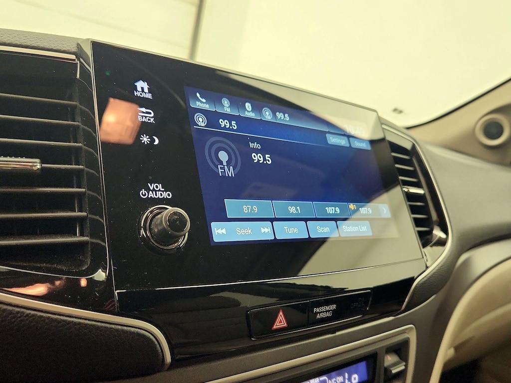 used 2021 Honda Pilot car, priced at $33,998