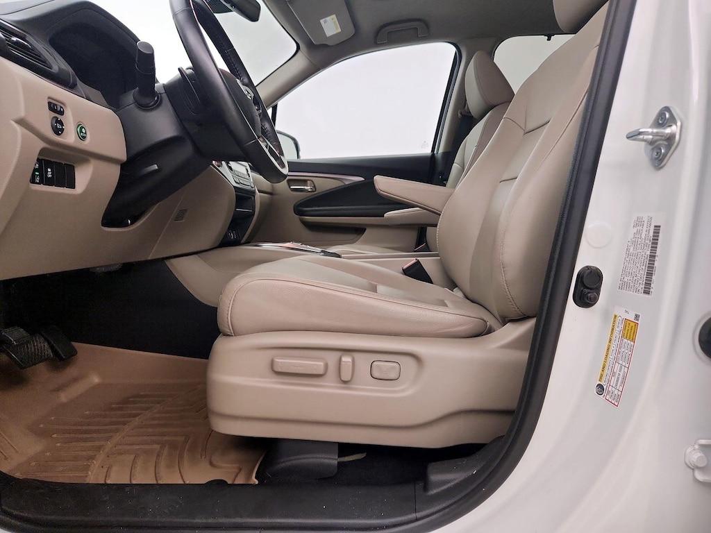 used 2021 Honda Pilot car, priced at $33,998