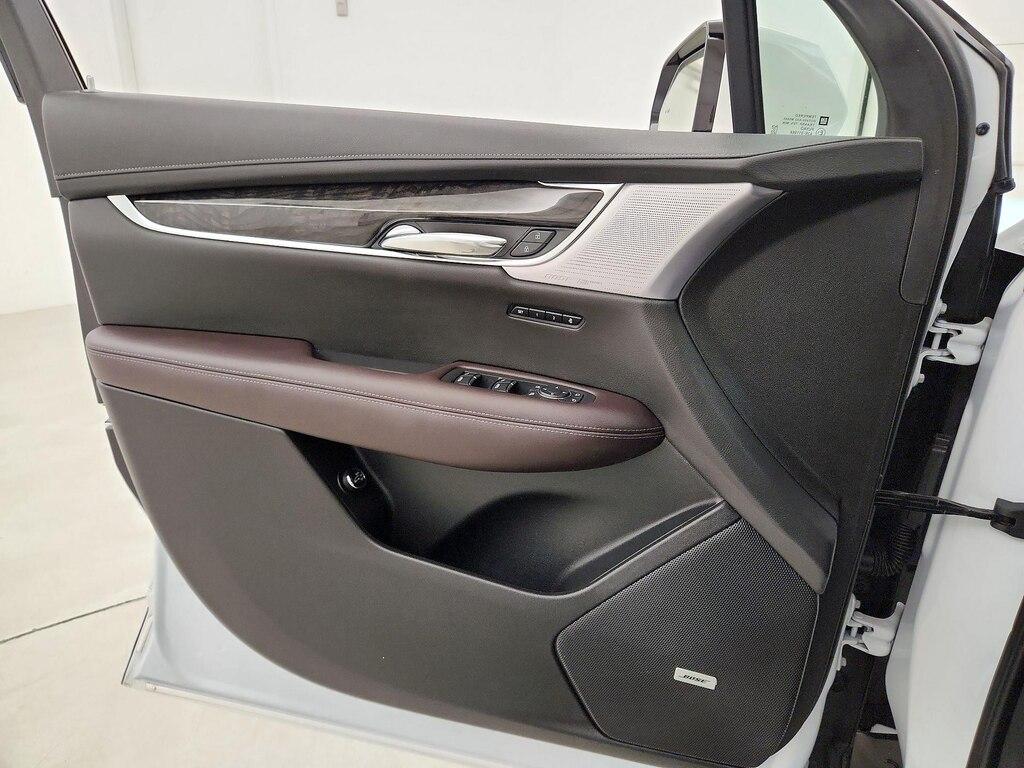 used 2024 Cadillac XT6 car, priced at $48,998