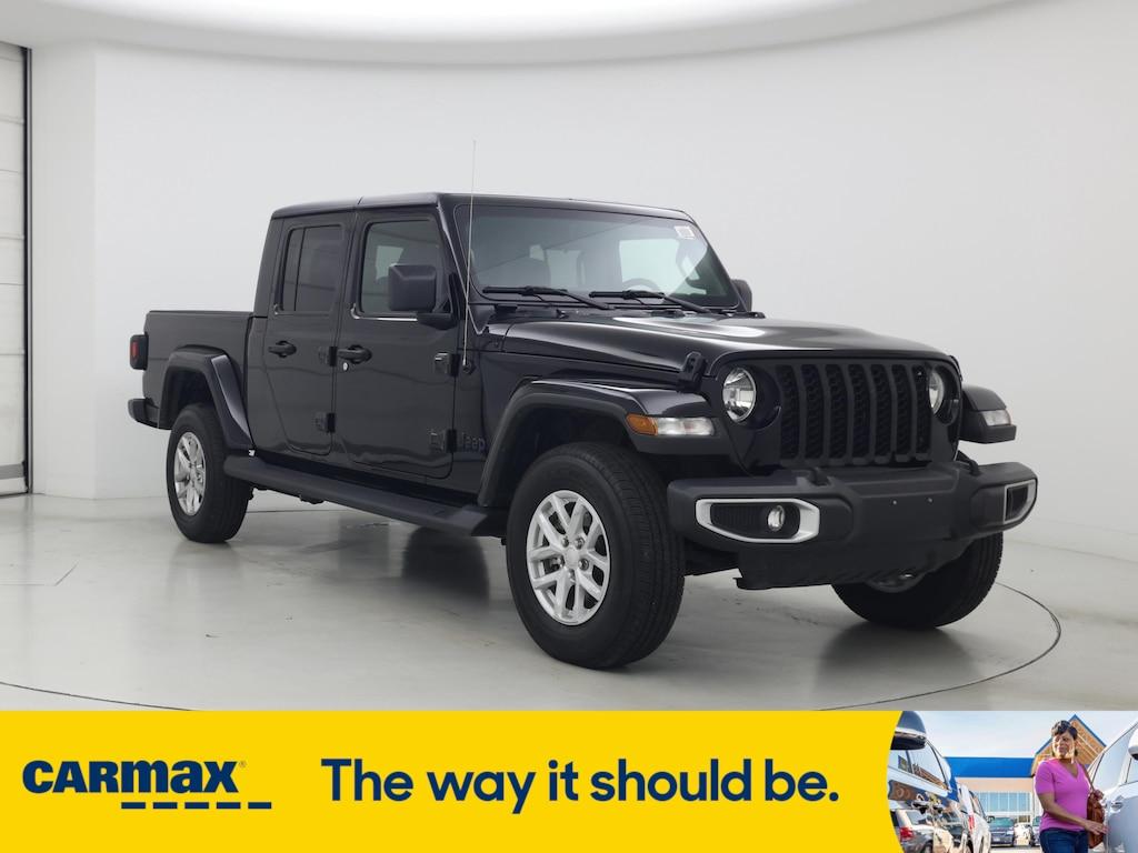 used 2023 Jeep Gladiator car, priced at $36,998