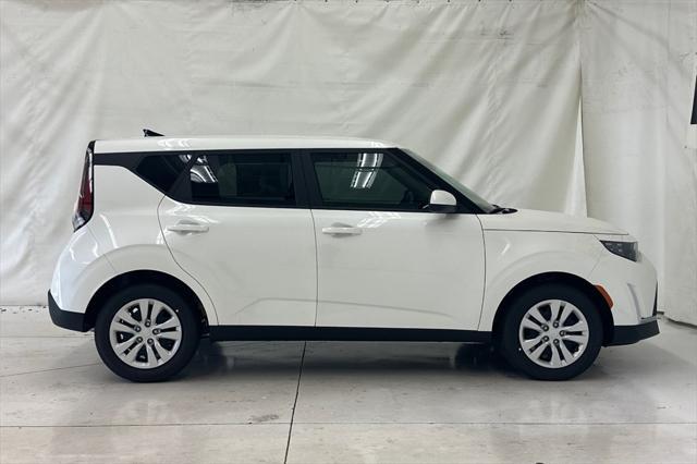 new 2025 Kia Soul car, priced at $20,326