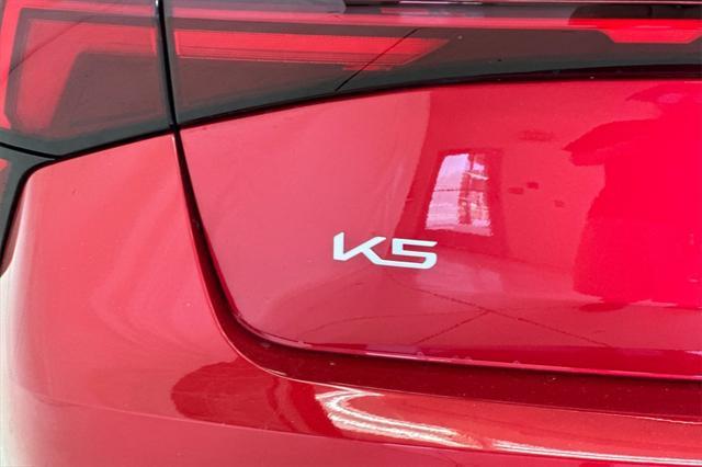 new 2025 Kia K5 car, priced at $27,555