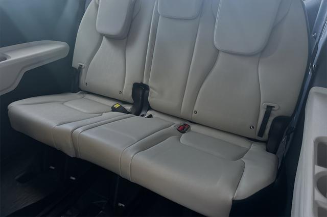 new 2025 Kia Carnival car, priced at $42,612