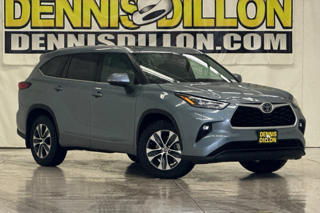 used 2020 Toyota Highlander car, priced at $35,468