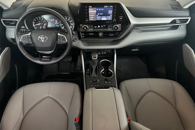 used 2020 Toyota Highlander car, priced at $35,468