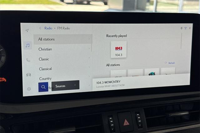 used 2023 Lexus ES 300h car, priced at $42,995