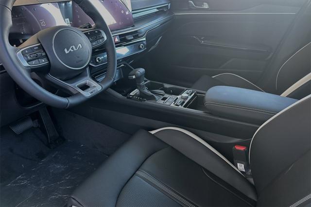 new 2025 Kia K5 car, priced at $29,854