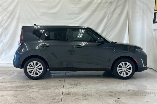 new 2025 Kia Soul car, priced at $19,998