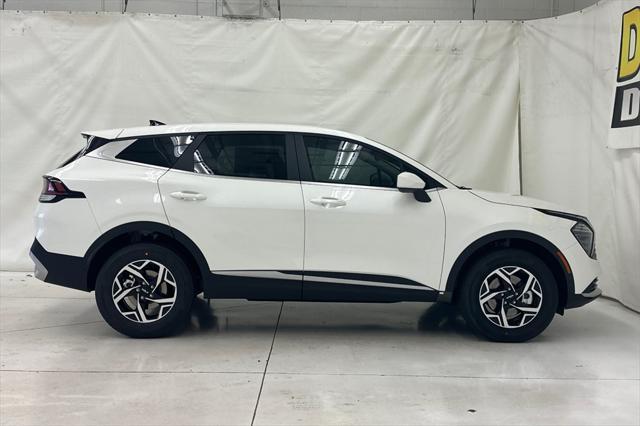 new 2025 Kia Sportage car, priced at $29,388