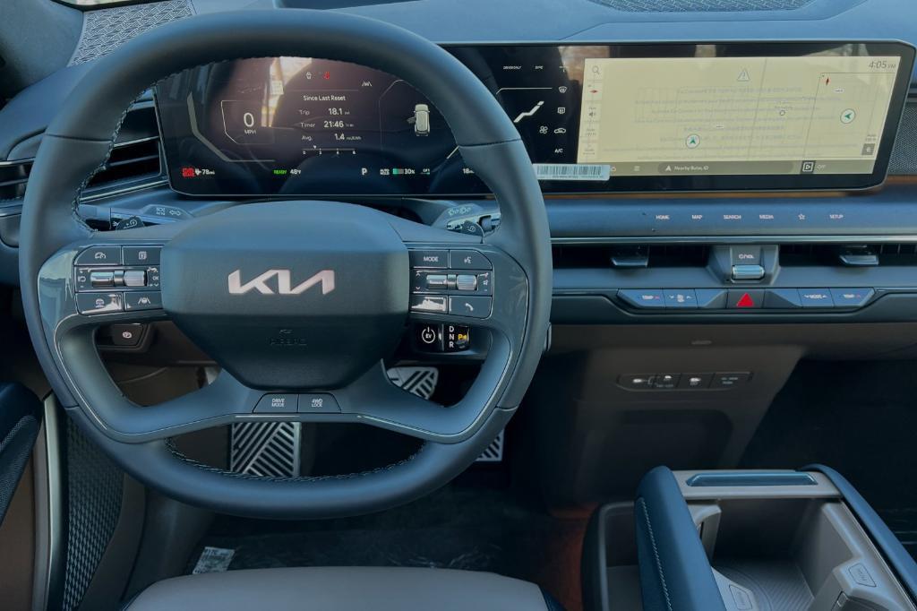 new 2024 Kia EV9 car, priced at $70,060