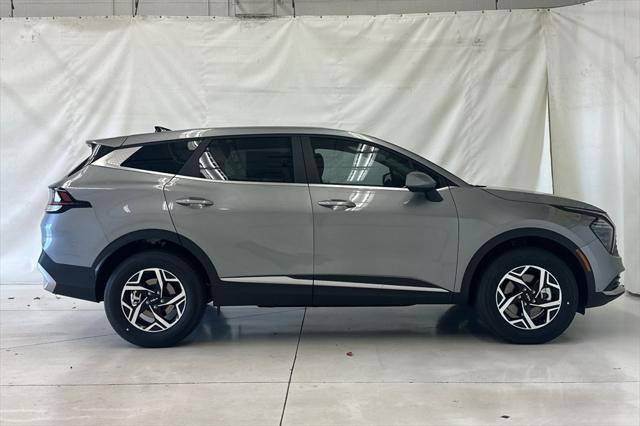 new 2024 Kia Sportage car, priced at $30,540