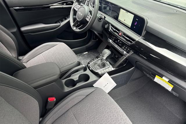 new 2025 Kia Seltos car, priced at $27,570