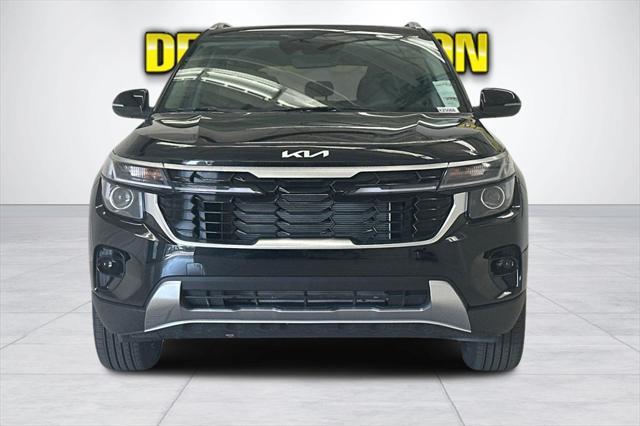 new 2025 Kia Seltos car, priced at $29,498