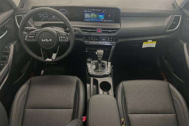 new 2025 Kia Seltos car, priced at $29,155