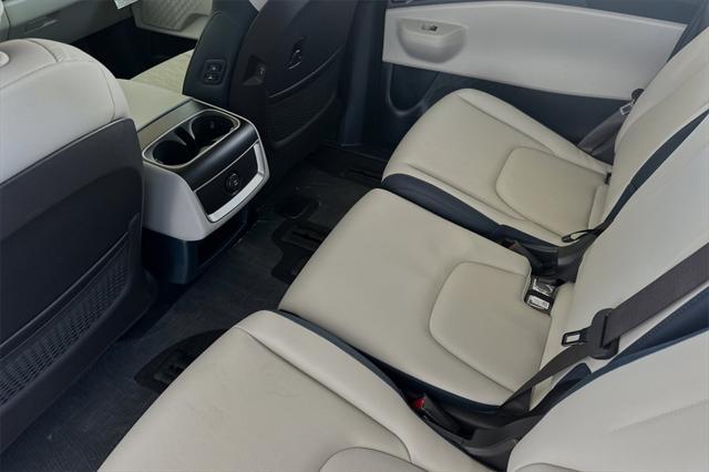 new 2025 Kia Carnival car, priced at $44,855