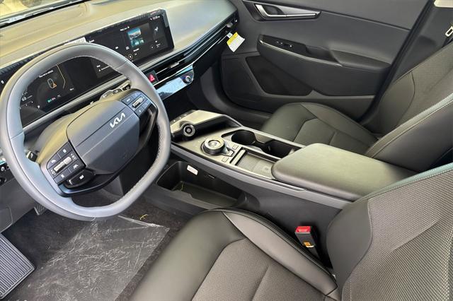 new 2025 Kia EV6 car, priced at $46,980