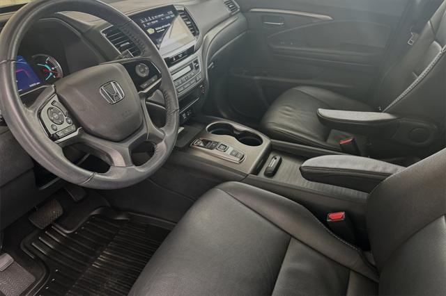 used 2022 Honda Pilot car, priced at $36,582