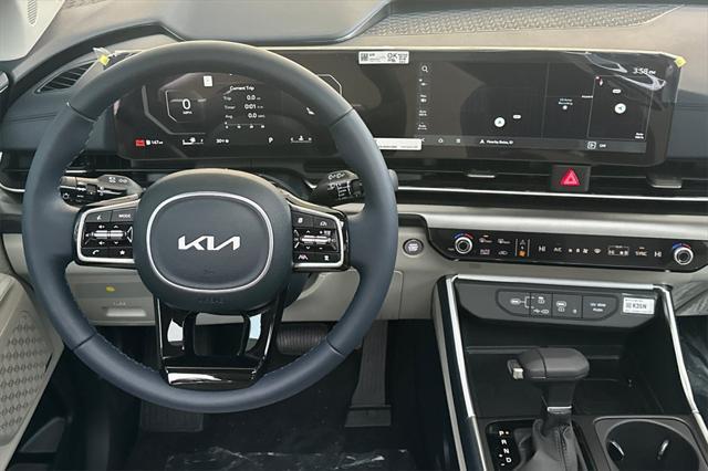 new 2025 Kia Carnival car, priced at $53,435