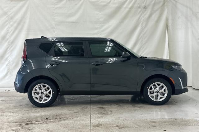 new 2025 Kia Soul car, priced at $22,373