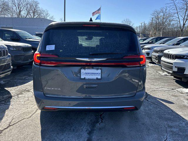 new 2025 Chrysler Pacifica car, priced at $45,460