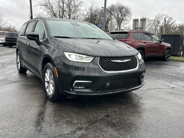 new 2025 Chrysler Pacifica car, priced at $49,560