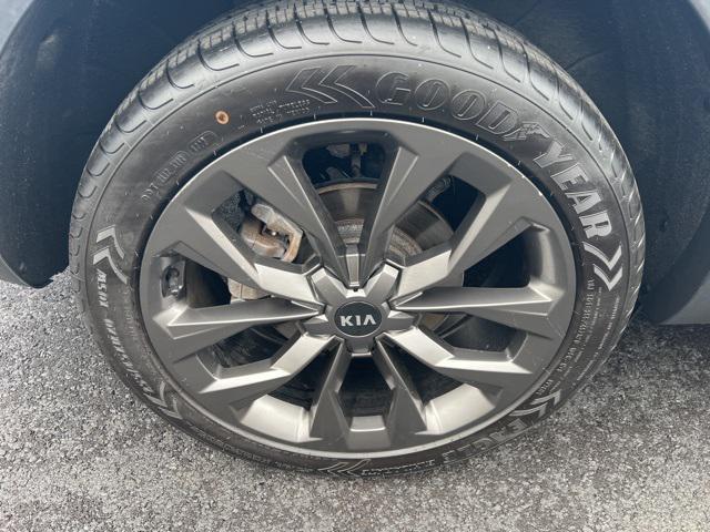 used 2021 Kia Sorento car, priced at $26,995