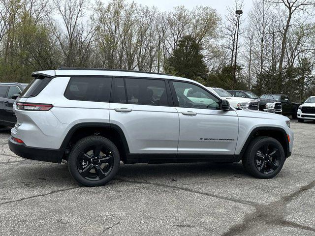 new 2024 Jeep Grand Cherokee L car, priced at $49,060