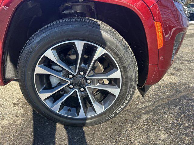 used 2023 Jeep Grand Cherokee car, priced at $40,495