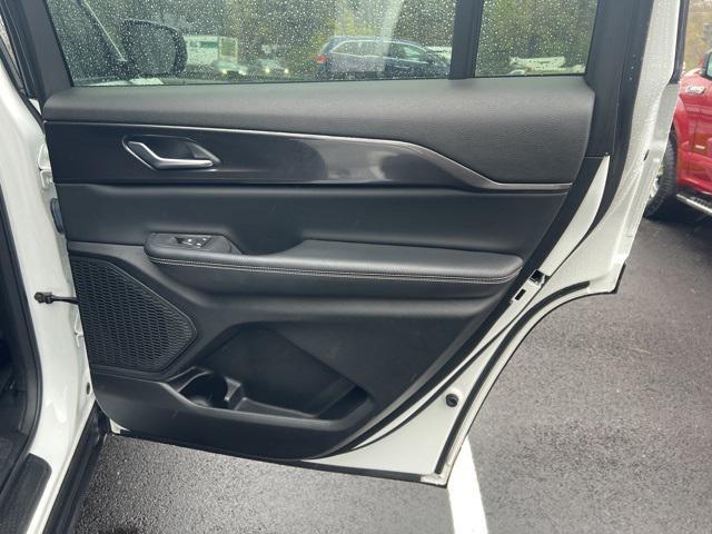 used 2023 Jeep Grand Cherokee L car, priced at $30,995