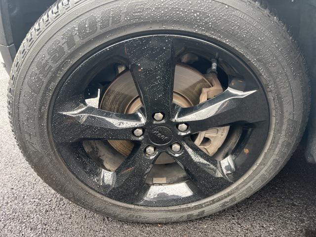 used 2023 Jeep Grand Cherokee L car, priced at $30,995