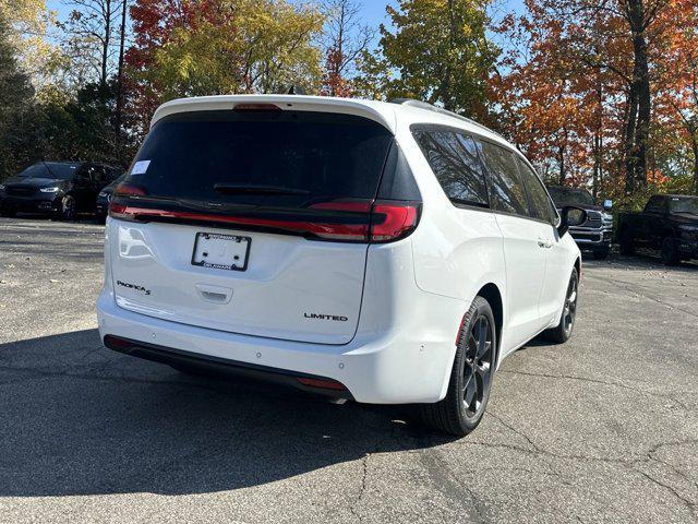 new 2025 Chrysler Pacifica car, priced at $55,870