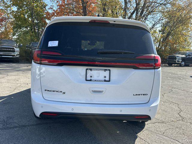 new 2025 Chrysler Pacifica car, priced at $55,870