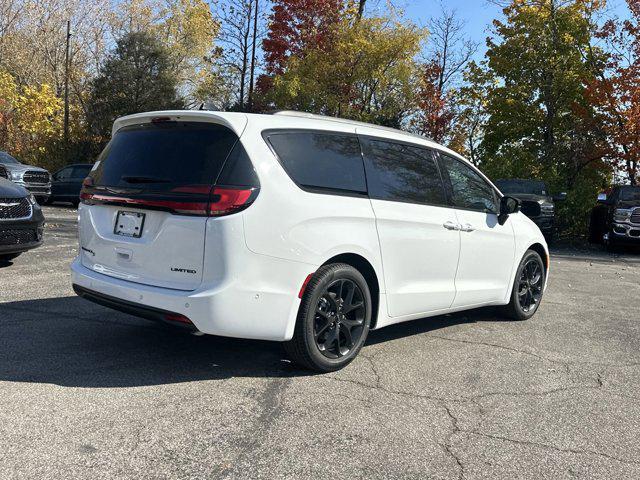 new 2025 Chrysler Pacifica car, priced at $55,870