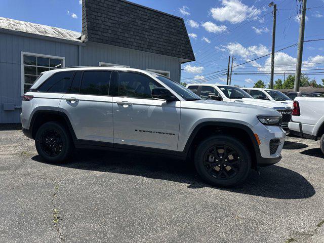 new 2024 Jeep Grand Cherokee car, priced at $47,530