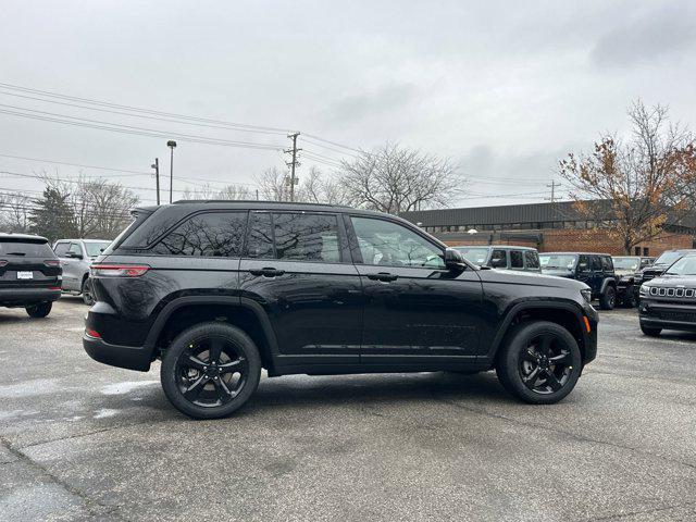 new 2025 Jeep Grand Cherokee car, priced at $43,175