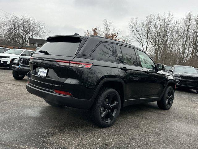 new 2025 Jeep Grand Cherokee car, priced at $43,175