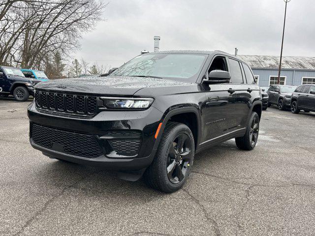 new 2025 Jeep Grand Cherokee car, priced at $43,175