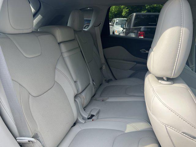 used 2019 Jeep Cherokee car, priced at $18,995