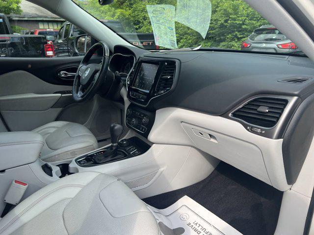 used 2019 Jeep Cherokee car, priced at $18,995