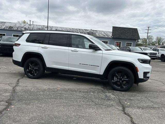 new 2024 Jeep Grand Cherokee L car, priced at $43,580