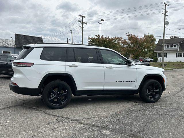 new 2024 Jeep Grand Cherokee L car, priced at $43,580