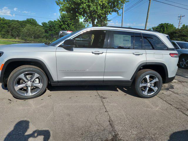 new 2025 Jeep Grand Cherokee car, priced at $43,515