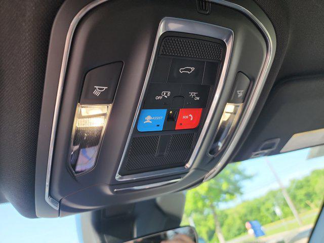 new 2025 Jeep Grand Cherokee car, priced at $43,515