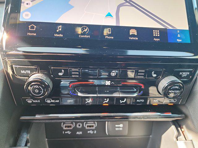 new 2025 Jeep Grand Cherokee car, priced at $43,515