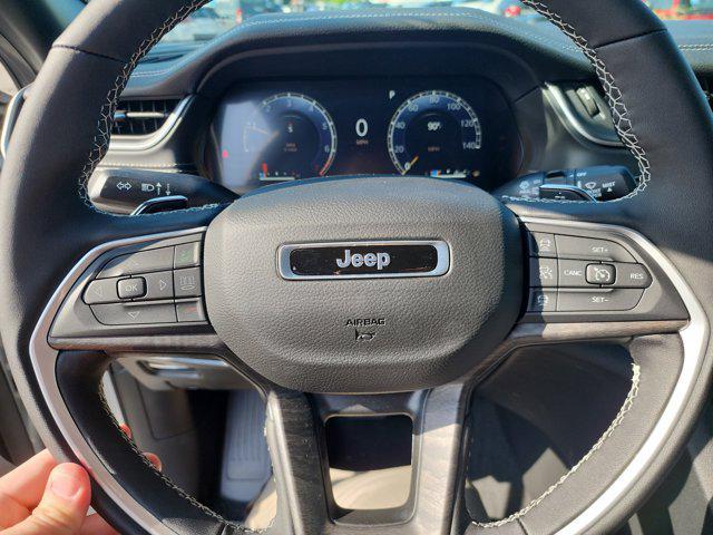 new 2025 Jeep Grand Cherokee car, priced at $43,515