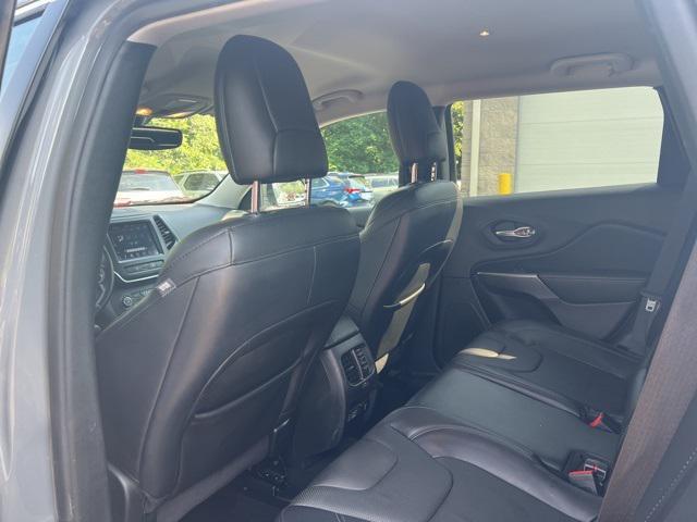 used 2021 Jeep Cherokee car, priced at $17,995