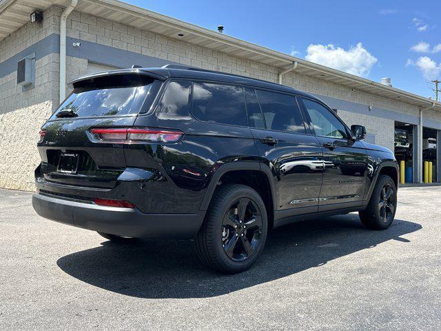 new 2025 Jeep Grand Cherokee L car, priced at $52,879