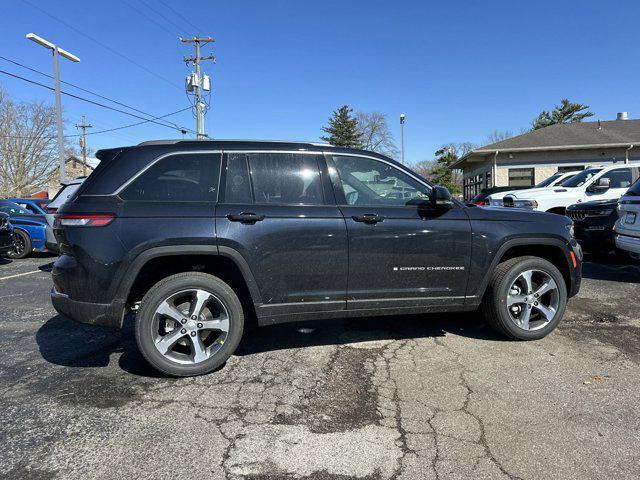 new 2024 Jeep Grand Cherokee car, priced at $55,435